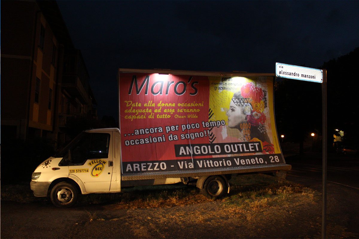https://www.yellowbee.it/wp-content/uploads/2015/10/camion_vela_arezzo-1200x800.jpg